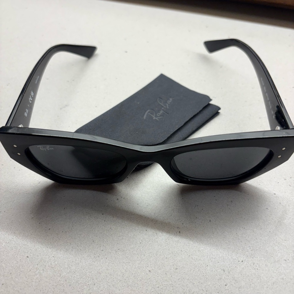 Ray-Ban Classic Black Eyewear